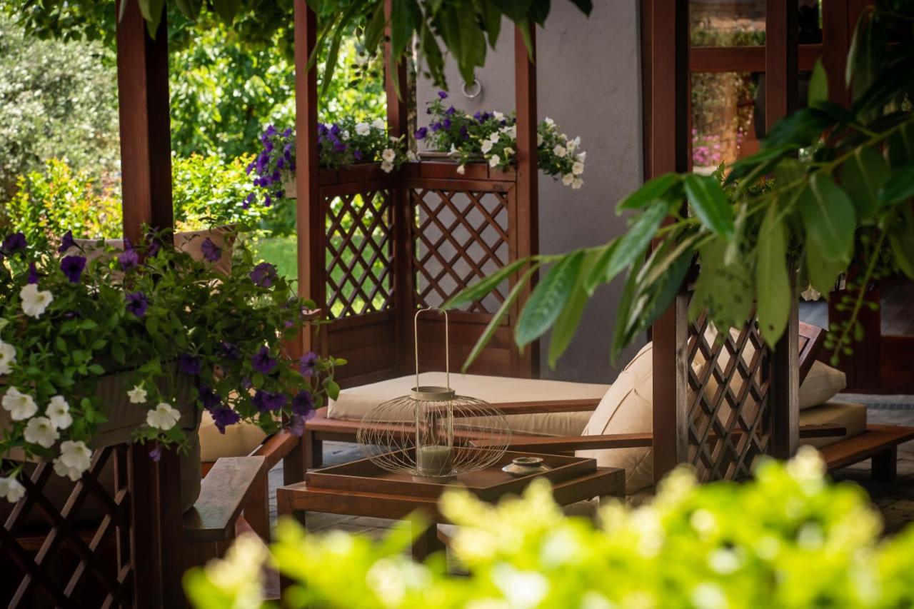 La Madernassa Resort - Casalora Dimora Storica Di Charme Guarene Exteriör bild