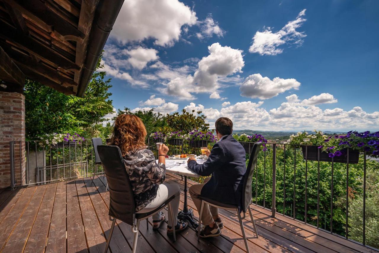 La Madernassa Resort - Casalora Dimora Storica Di Charme Guarene Exteriör bild
