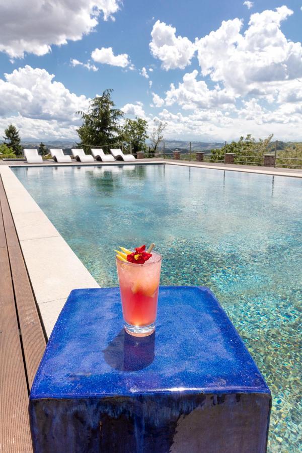 La Madernassa Resort - Casalora Dimora Storica Di Charme Guarene Exteriör bild