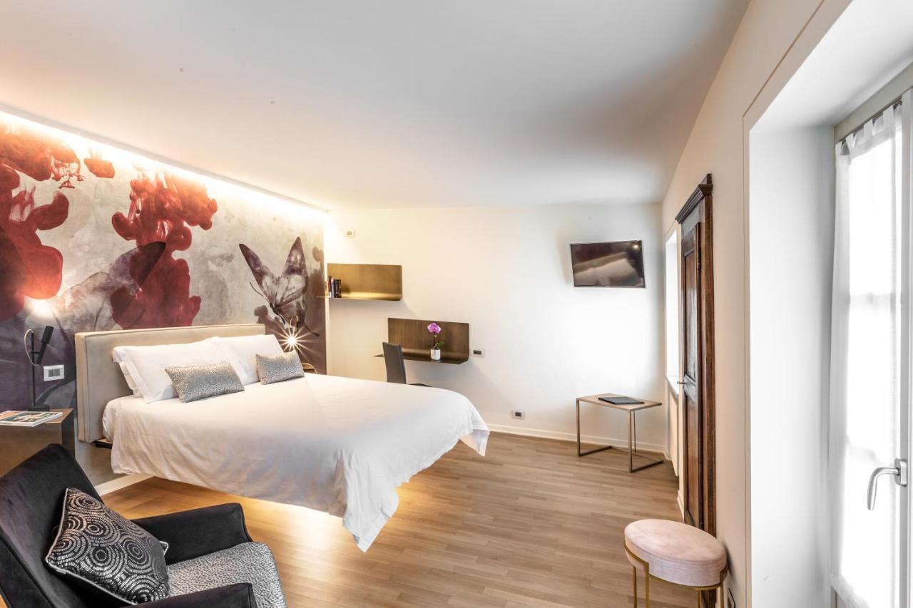 La Madernassa Resort - Casalora Dimora Storica Di Charme Guarene Exteriör bild